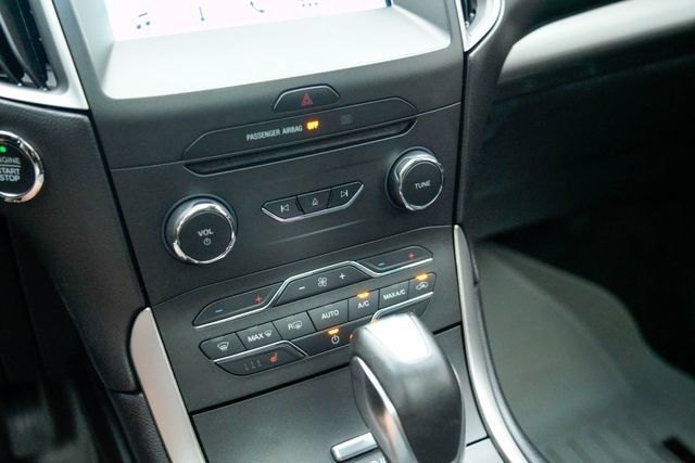 Used 2017 Ford Edge SEL w/ Equipment Group 201A AWD/4WD image 30