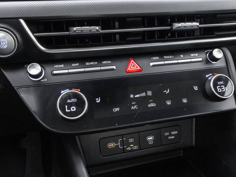 Used 2025 Hyundai Sonata SEL FWD image 30