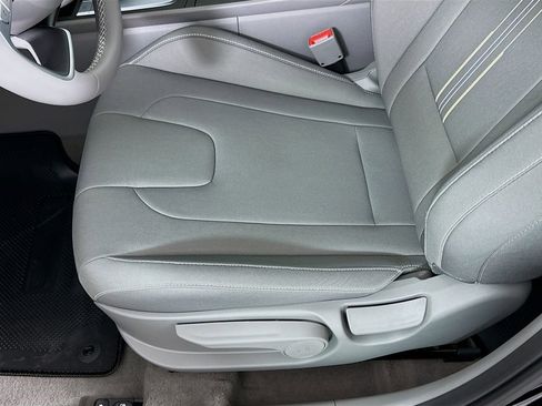 New 2026 Hyundai Elantra Sport image 19