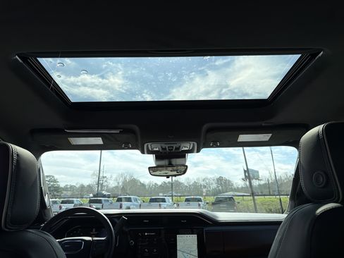 New 2026 GMC Sierra 2500 Denali Ultimate w/ Max Trailering Package image 28