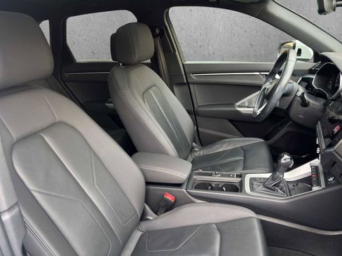 Used 2019 Audi Q3 2.0T Premium Plus w/ Premium Plus Package image 19