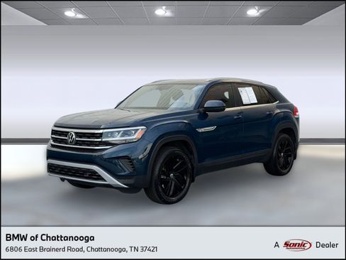 Used 2022 Volkswagen Atlas Cross Sport SE image 1