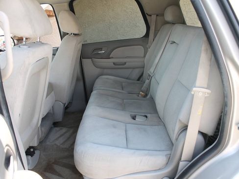 Used 2007 GMC Yukon SLE RWD image 21