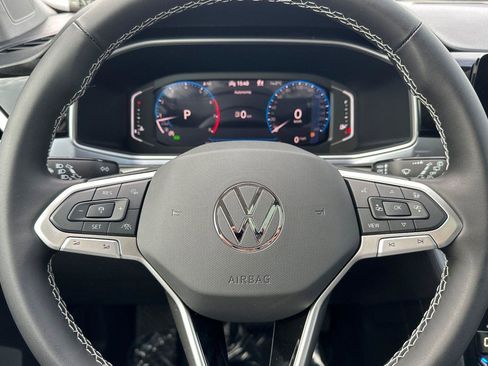 New 2026 Volkswagen Taos SEL image 23