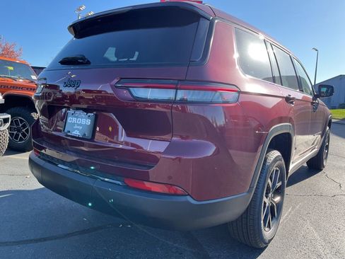 New 2025 Jeep Grand Cherokee L Altitude image 44