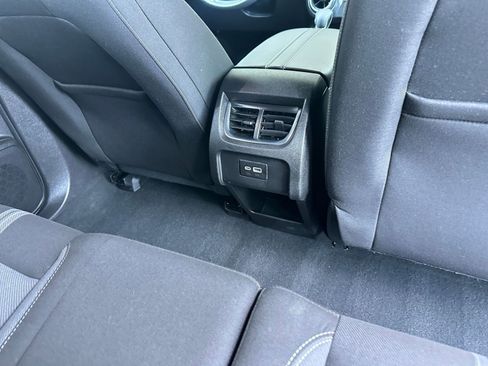 Used 2025 Chevrolet Blazer LT image 23