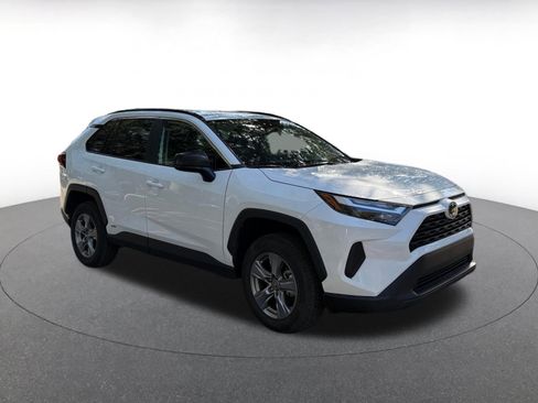 Used 2025 Toyota RAV4 LE image 1