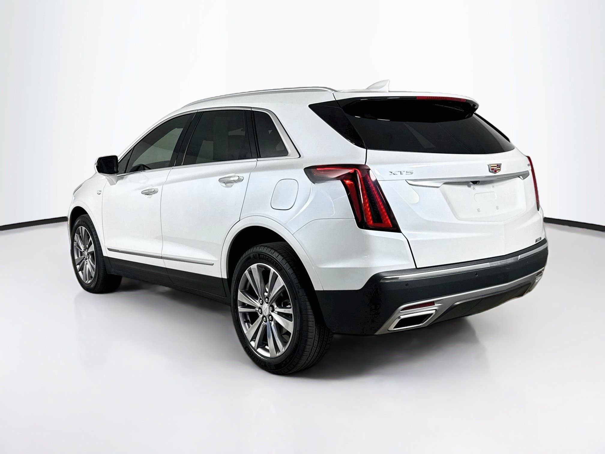 Used 2024 Cadillac XT5 Premium Luxury FWD image 31