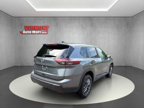 Used 2024 Nissan Rogue S AWD/4WD image 8
