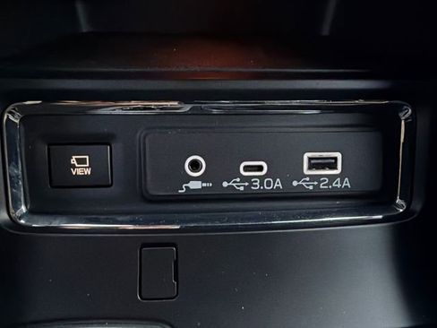 New 2025 Subaru Ascent Limited AWD/4WD image 33