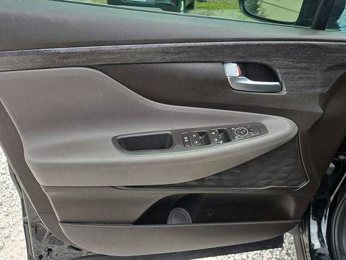 Used 2019 Hyundai Santa Fe SE FWD image 15