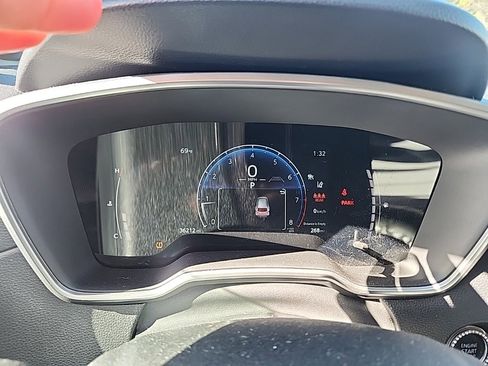 Certified 2023 Toyota Corolla Cross XLE image 13