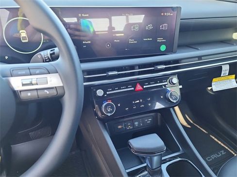 New 2025 Hyundai Santa Cruz SEL image 18