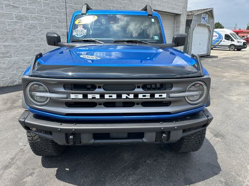 Used 2022 Ford Bronco Big Bend w/ Sasquatch Package AWD/4WD image 3