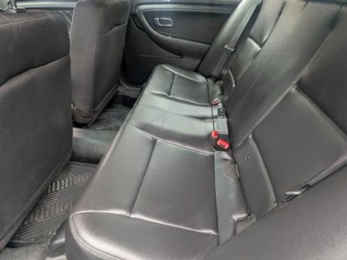 Used 2017 Ford Taurus Police Interceptor AWD image 18