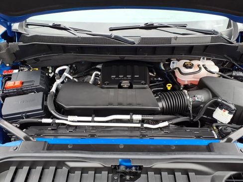 Used 2025 Chevrolet Silverado 1500 Custom w/ Turbomax Blackout Package image 27