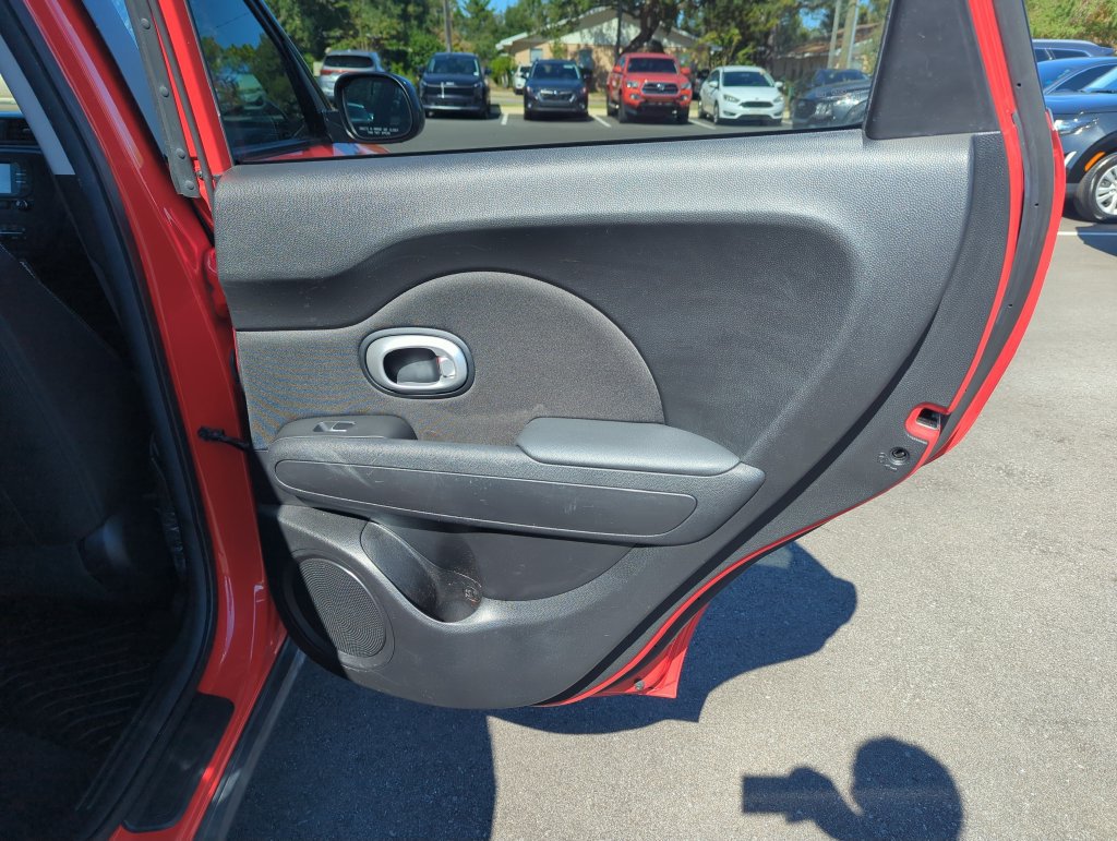 Used 2017 Kia Soul + w/ Designer's Package FWD image 29