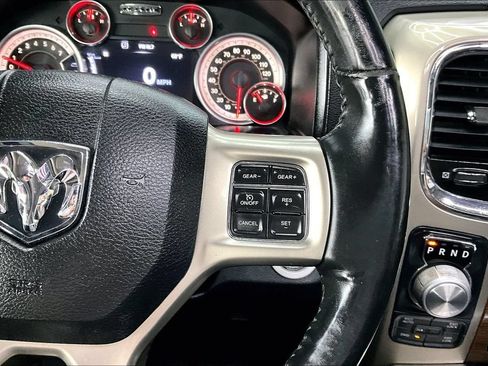 Used 2015 RAM 1500 Laramie AWD/4WD image 12