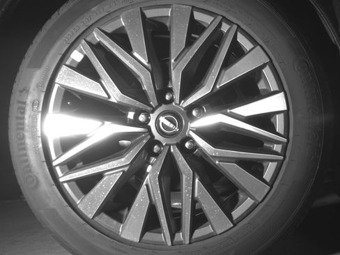 Used 2025 Nissan Altima 2.5 SV image 15