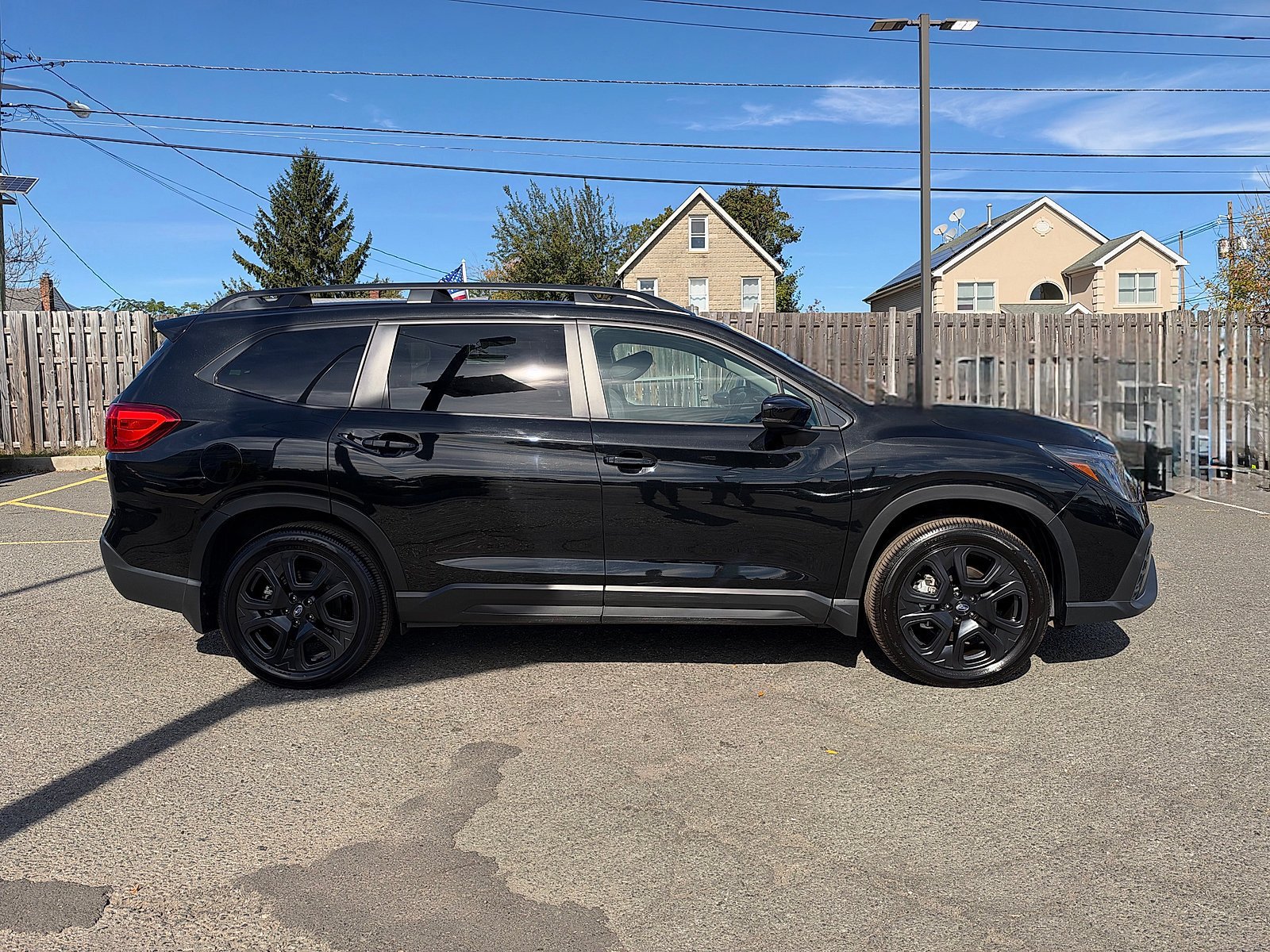 Used 2025 Subaru Ascent Onyx Edition w/ Onyx Package AWD/4WD image 9