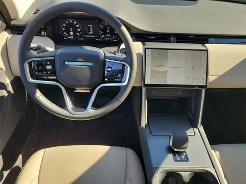 New 2025 Land Rover Discovery Sport S image 19