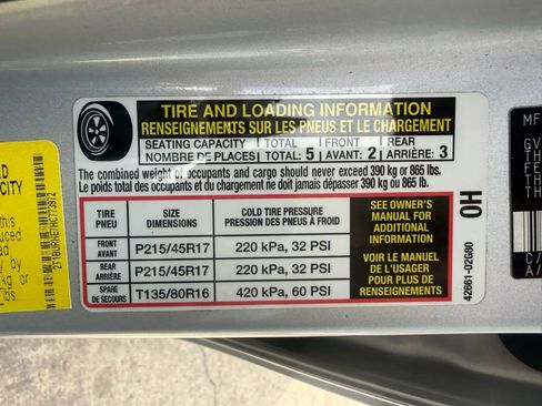 Used 2017 Toyota Corolla SE w/ Carpet Mat Package (TMS) image 32
