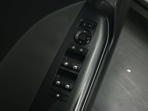Certified 2025 Kia K4 FWD image 45