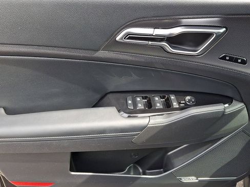 Used 2023 Kia Sportage SX Prestige image 13