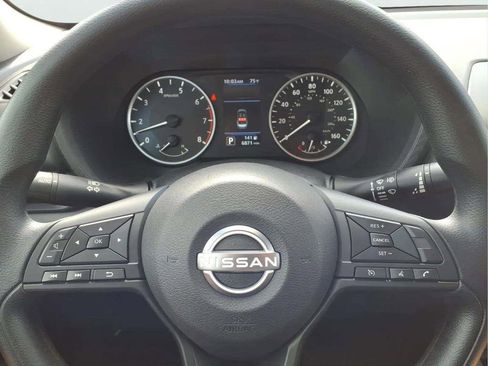 Used 2025 Nissan Sentra S FWD image 14
