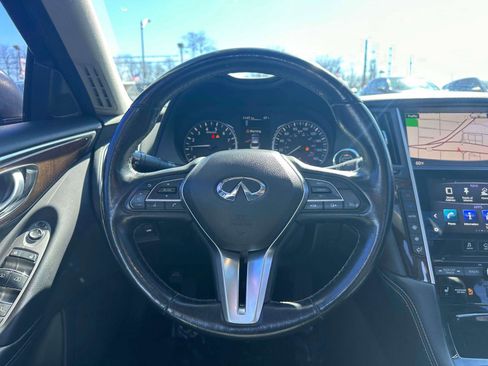 Used 2019 INFINITI Q50 Luxe w/ Essential Package (3.0T Luxe) image 13