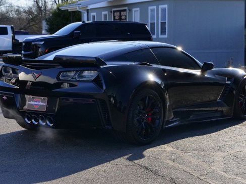 Used 2016 Chevrolet Corvette Z06 w/ 3LZ Preferred Equipment Group image 15