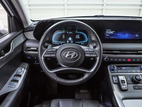 Certified 2025 Hyundai Palisade SEL FWD image 20