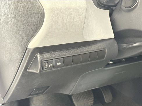 Certified 2025 Toyota Corolla SE image 14