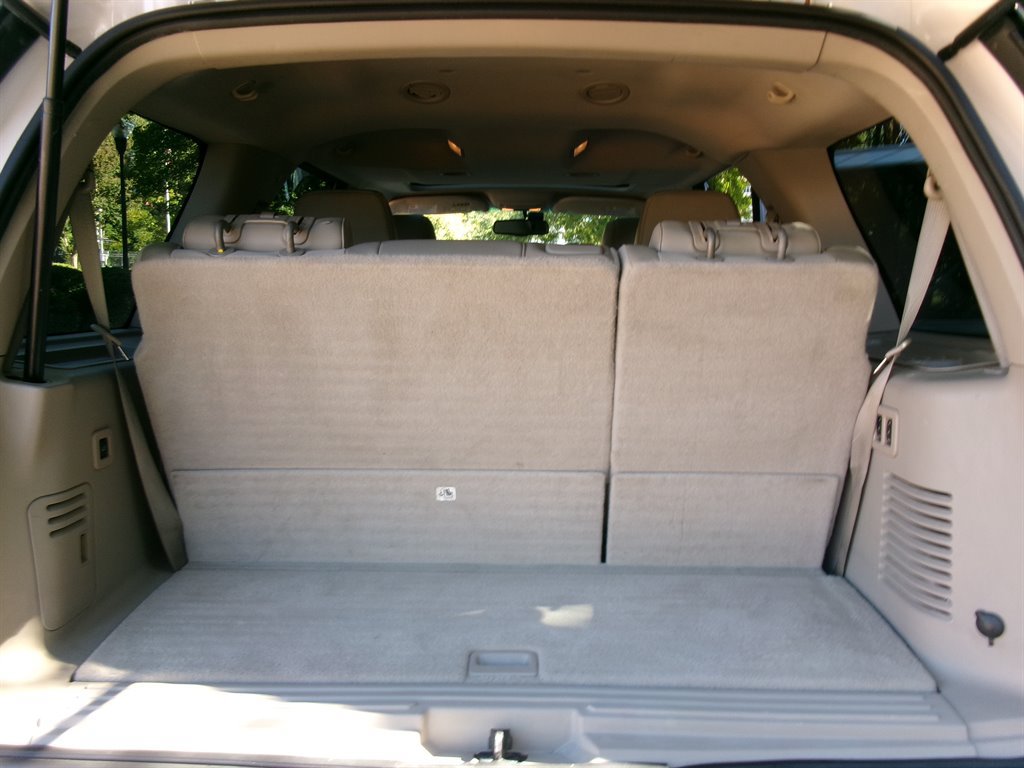 Used 2012 Ford Expedition Limited AWD/4WD image 24