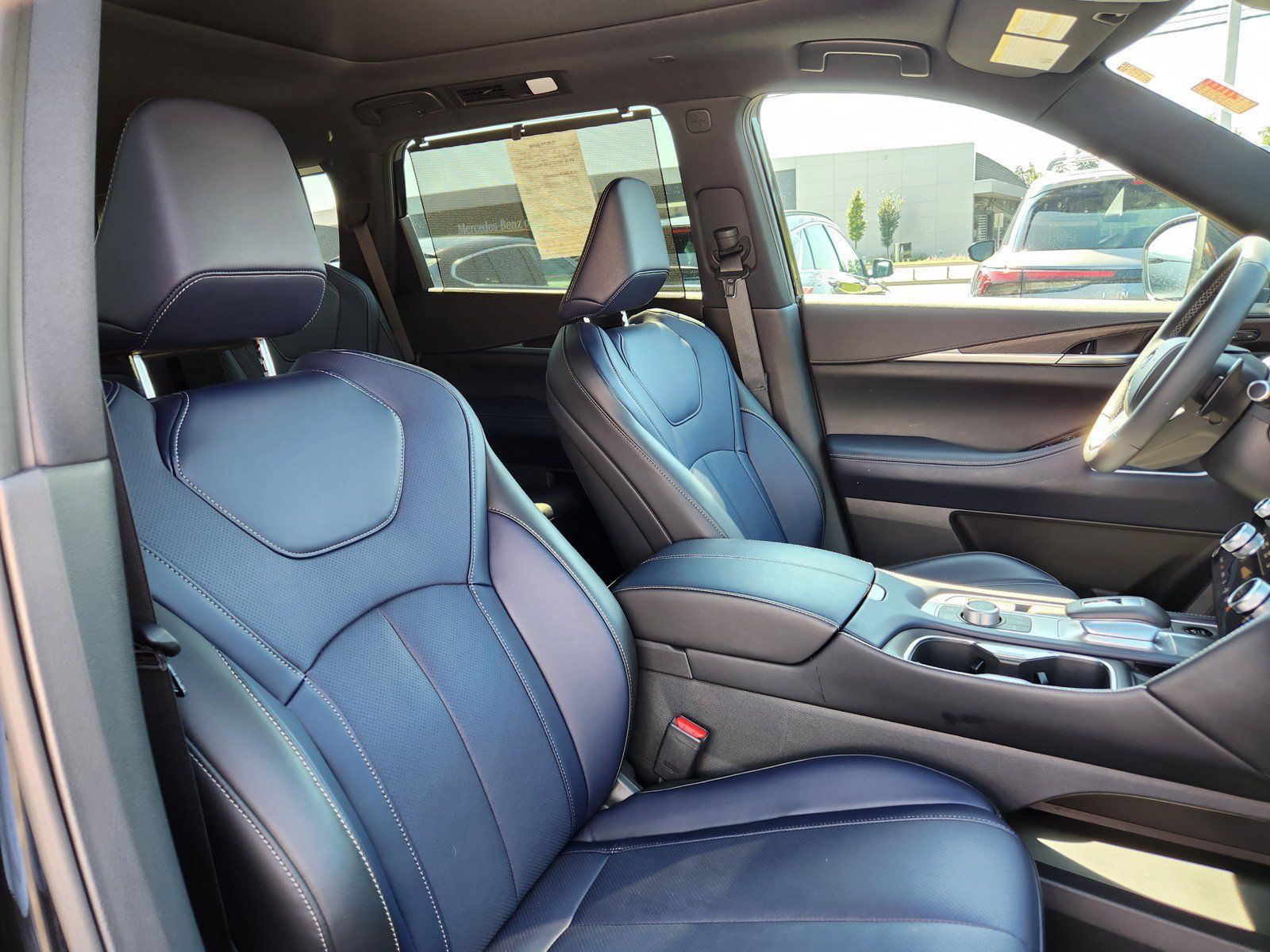 Certified 2026 INFINITI QX60 Sport AWD/4WD image 17