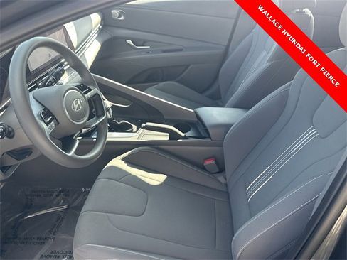 Used 2024 Hyundai Elantra SEL image 17