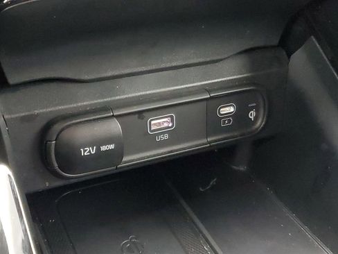 Used 2024 Kia Telluride S w/ S Sunroof Package image 23