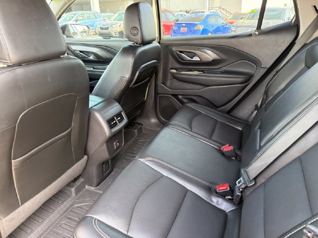 Used 2023 GMC Terrain SLT w/ Infotainment Package II FWD image 20