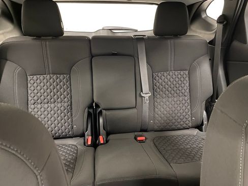 Used 2019 Chevrolet Blazer L FWD image 18