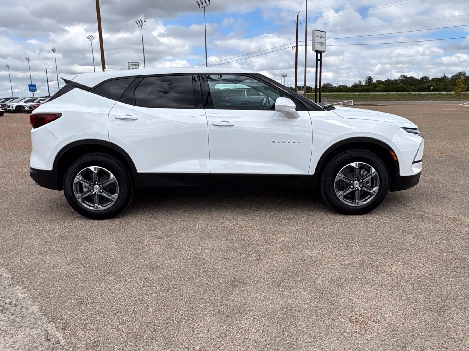 New 2026 Chevrolet Blazer LT FWD image 7