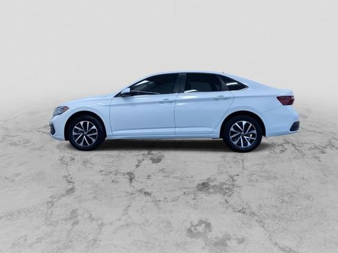 Used 2022 Volkswagen Jetta S image 6