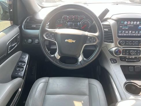 Used 2019 Chevrolet Suburban LT AWD/4WD image 14