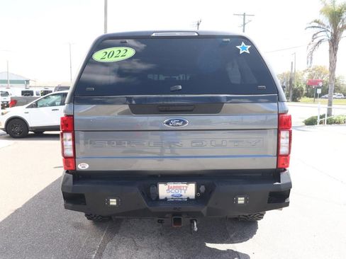 Used 2022 Ford F250 XLT w/ FX4 Off-Road Package image 14
