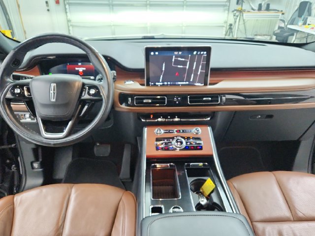 Used 2023 Lincoln Aviator Reserve w/ Elements Package Plus RWD image 26