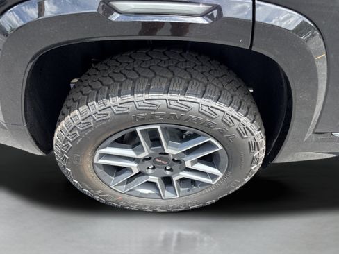 New 2026 GMC Terrain AT4 AWD/4WD image 28