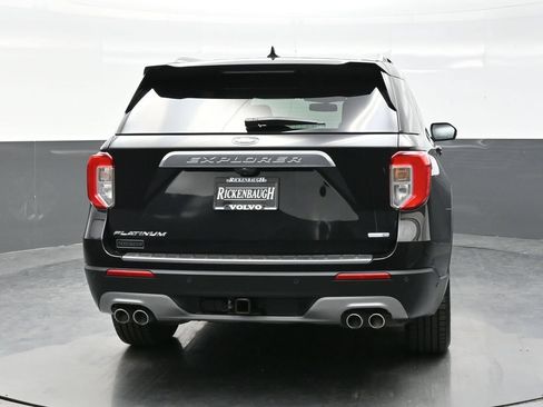 Used 2020 Ford Explorer Platinum w/ Premium Technology Package AWD/4WD image 6
