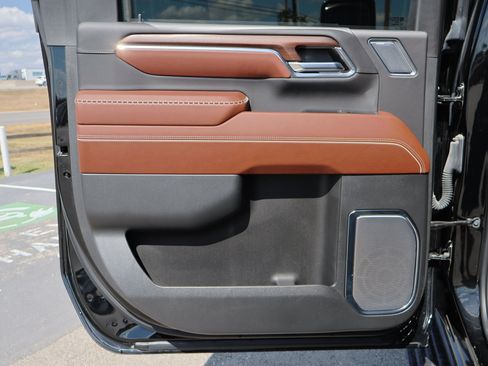 Used 2024 GMC Sierra 2500 Denali Ultimate w/ Max Trailering Package image 31