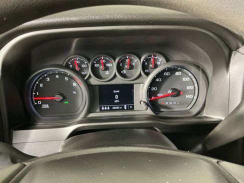 Used 2024 Chevrolet Silverado 2500 Custom w/ Custom Value Package image 16