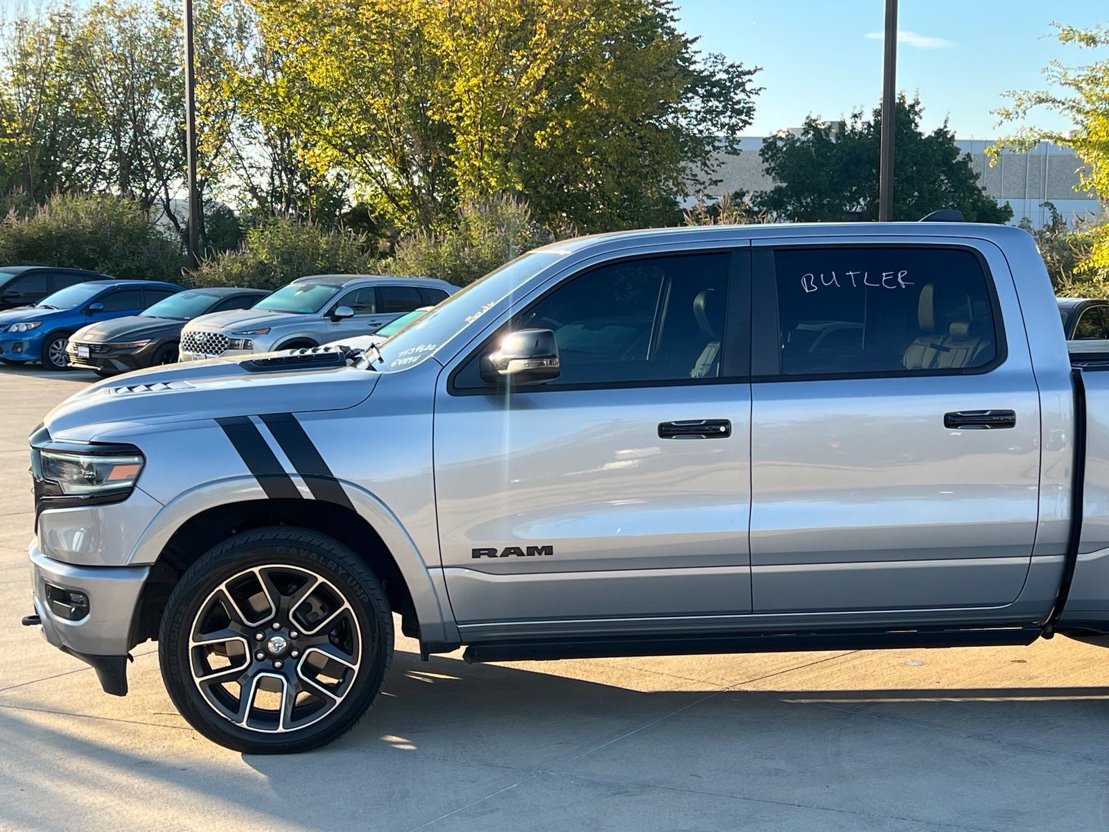 Used 2023 RAM 1500 Limited AWD/4WD image 14