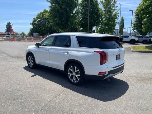 Used 2021 Hyundai Palisade SEL w/ Premium Package AWD/4WD image 3